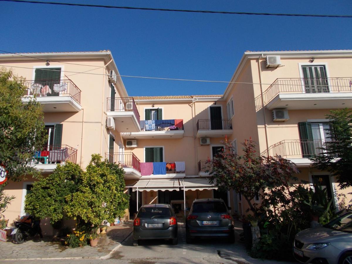 Kohyli Apartment Lefkada City ภายนอก รูปภาพ