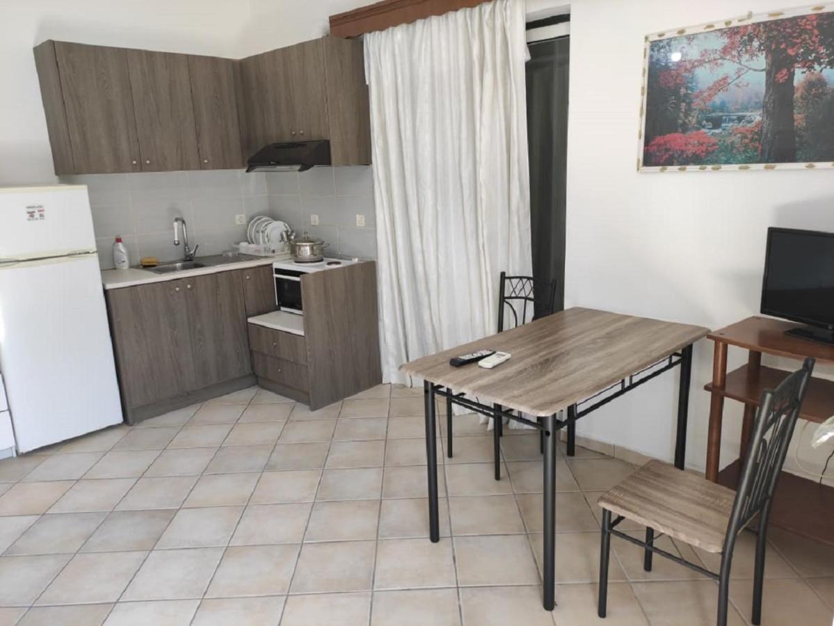 Kohyli Apartment Lefkada City ภายนอก รูปภาพ