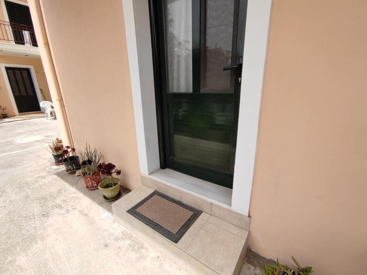 Kohyli Apartment Lefkada City ภายนอก รูปภาพ