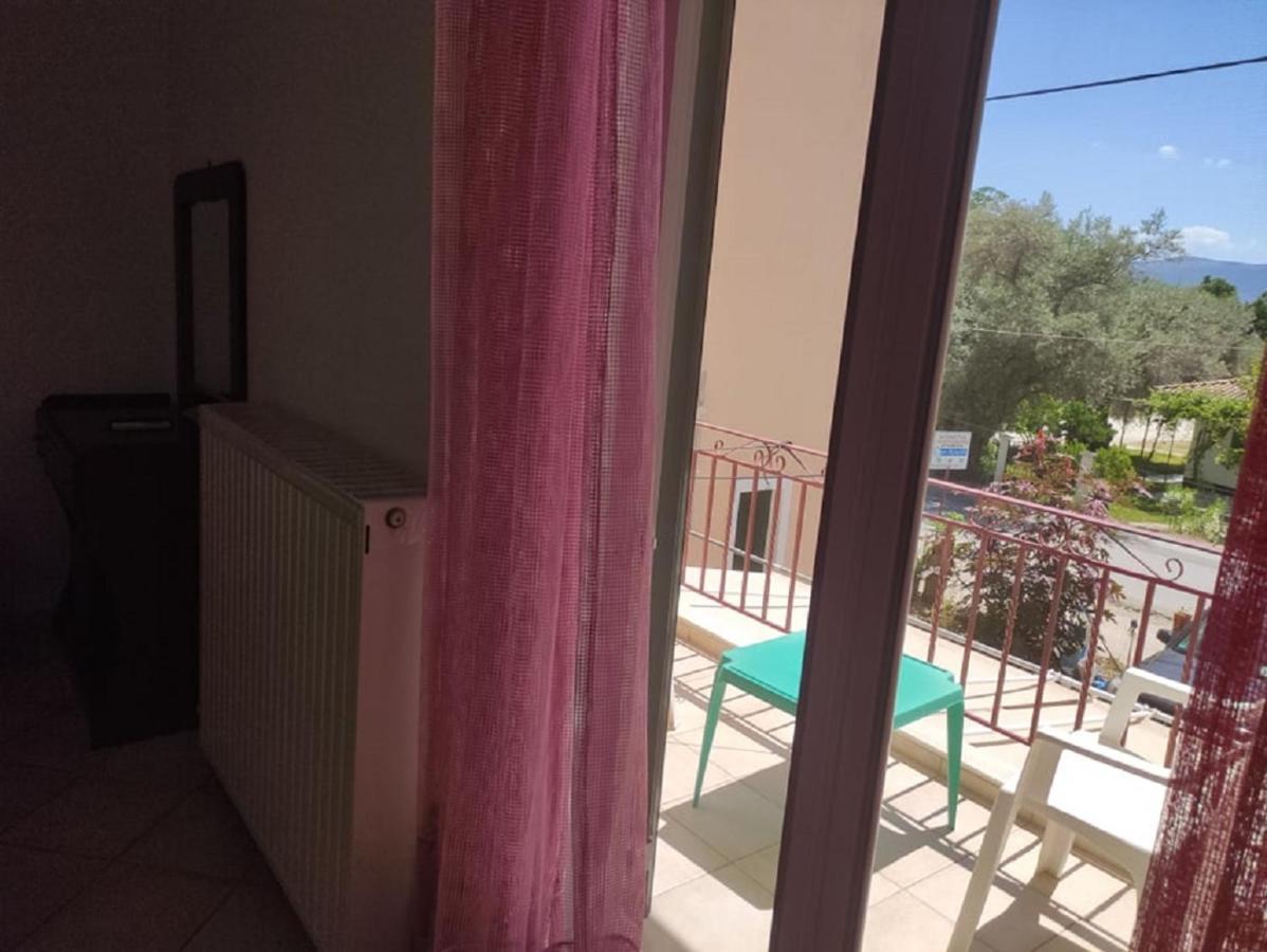 Kohyli Apartment Lefkada City ภายนอก รูปภาพ